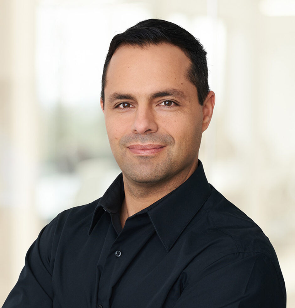 Ernie headshot 940x980 1 1