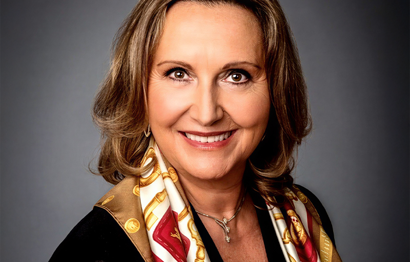 Magda+Headshot
